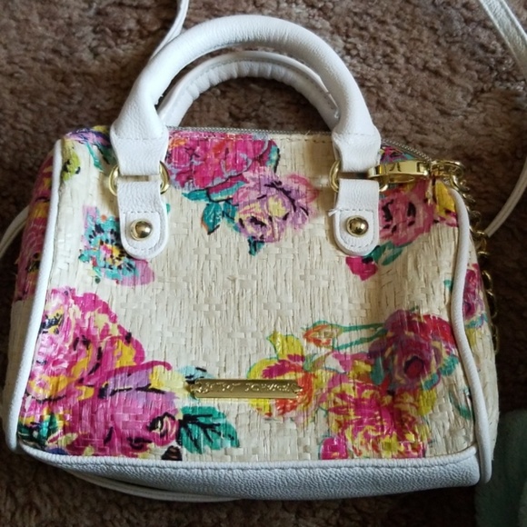 Betsey Johnson purse (small) - Picture 4 of 4
